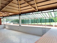 Le bassin sera prochainement remplacé par un mini-tennis. © Nadine Jacquet