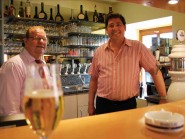 Francis Bavaud (à g), ici avec Gérard Barbey, est rassuré. © Pittet