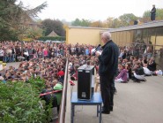 Six classes provisoires devraient être installées dans la cour des 4 Marronniers, en attendant la construction d’une extension définitive. © La Région Six classes provisoires devraient être installées dans la cour des 4 Marronniers, en attendant la construction d’une extension définitive. © La Région