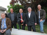 Marcel Vulliens, Etienne Perrin, François Cuany et Jean-Luc Pidoux entourent le désormais ancien syndic Francis Jaunin (au centre). © www.thierrens.ch Marcel Vulliens, Etienne Perrin, François Cuany et Jean-Luc Pidoux entourent le désormais ancien syndic Francis Jaunin (au centre). © www.thierrens.ch