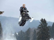 Snowcross - La dernière étape du Championnat suisse se déroulera aux Rogneux, à Bullet, ce week-end. Une première occasion, dans la région, de découvrir une discipline très spectaculaire. © Michel Duperrex