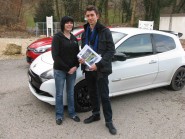 Road Book en main, Jonas Schneider, l’apprenti copilote de La Région, est parvenu à guider tant bien que mal Aurélie Bonny sur le parcours préparé par l’ASN. DR Road Book en main, Jonas Schneider, l’apprenti copilote de La Région, est parvenu à guider tant bien que mal Aurélie Bonny sur le parcours préparé par l’ASN. DR