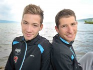 Sylvain, 17 ans (le plus grand en taille, mais le plus jeune), et son frère Valentin Fridelance, 21 ans, sont deux des meilleurs espoirs du triathlon romand. © Michel Duperrex Sylvain, 17 ans (le plus grand en taille, mais le plus jeune), et son frère Valentin Fridelance, 21 ans, sont deux des meilleurs espoirs du triathlon romand. © Michel Duperrex
