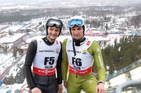Le sauteur du Brassus Sébastien Cala (à gauche) et son ami Rémy Français ont officié comme ouvreurs à Falun, en Suède, durant la grand-messe du ski nordique. Photo fournie par Sébastien Cala
