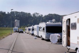 Les caravanes sont arrivées mercredi soir à Y-Parc. © Nadine Jacquet