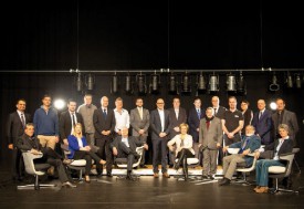 Le groupe de travail chargé de l’organisation du Forum économique pose au grand complet pour le dixième anniversaire de la manifestation. DR