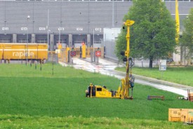 Ce second puits de forage renseignera sur une éventuelle pollution. © Michel Duvoisin