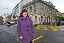Valérie Jaggi Wepf, qui a fait son apprentissage aux Grands-Magasins Gonset, est restée très attachée au centre-ville. © Michel Duperrex