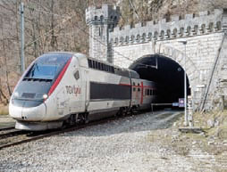 Six jours de festivités permettront de célébrer, comme il se doit, les cent ans du tunnel du Mont d’Or. © Blanchard
