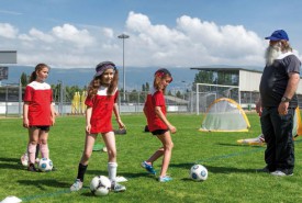 Georges Bottinelli donne l’entraînement au Stade Municipal. © Champi