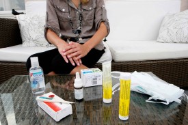 Bien se laver les mains et éviter les contacts dans les zones à risques. Sous peine de connaître une semaine difficile comme celle qu’a vécu Adeline. © Muriel Antille Bien se laver les mains et éviter les contacts dans les zones à risques. Sous peine de connaître une semaine difficile comme celle qu’a vécu Adeline.