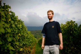 Le nouvel oenologue Olivier Robert a remercié les vignerons pour «les excellents produits livrés» et «la qualité de l’accueil» lui ayant été réservé. © Muriel Antille Le nouvel oenologue Olivier Robert a remercié les vignerons pour «les excellents produits livrés» et «la qualité de l’accueil» lui ayant été réservé.