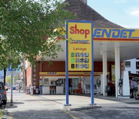 En dix ans, ce shop a été braqué et cambriolé deux fois. ©Michel Duperrex