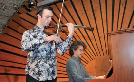 Mike Perroud a présenté, en avant-première à Grandson, un concerto de Beethoven qu’il jouera en Bulgarie le 24 janvier, accompagné de l’Orchestre professionnel du Conservatoire de Sofia. ©Carole Alkabes