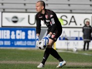 Nicolas Beney avait réalisé un retour gagnant au poste de titulaire avec le FC Sion en avril 2009. Un carton rouge avait coupé son élan.