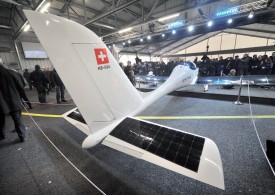 Le projet SolarStratos a été dévoilé, hier, à l’Aéropôle payernois. ©Michel Duperrex