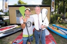 Enzo Porcelli, gérant d’Y-Plage et Jean-Daniel Carrard, syndic d’Yverdon-les-Bains. © Nadine Jacquet