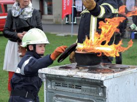 Casque vissé sur la tête et armé de courage, Danilo Bähler a étouffé le feu. ©Carole Alkabes