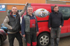 Yann et Claude-Alain Briod, de Grandevent, ici avec l’organisateur du Challenge Mille, Manu Montagne, sont montés sur les podiums en 2015. © Roger Juillerat