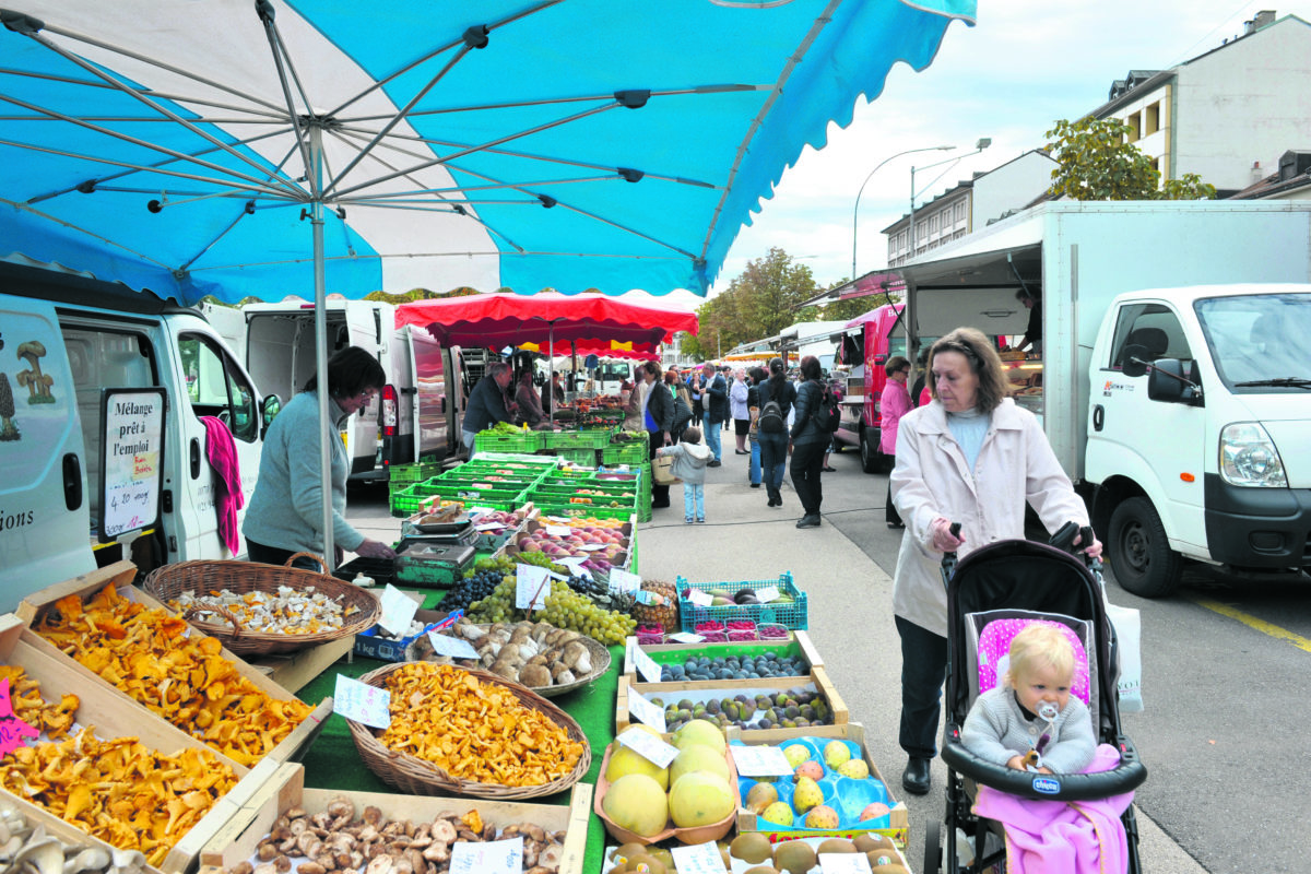 La Cité thermale tient son marché du soir