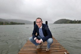 Cédric Paillard, directeur de Vallée de Joux Tourisme, et les responsables d’établissements publics combiers sont sur le pont. © Duperrex -a