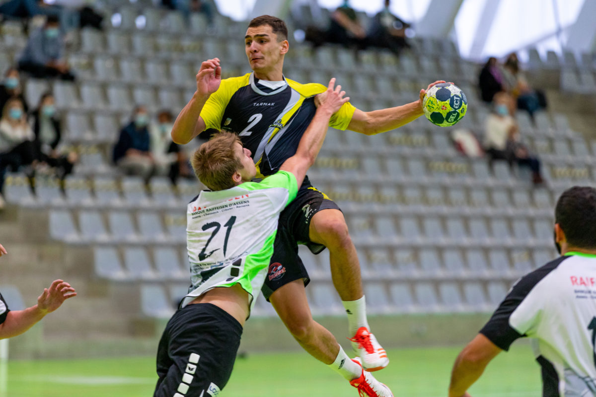 «J’espère, un jour, pouvoir entendre l’hymne national algérien en match officiel»