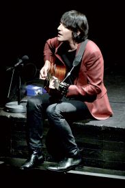 Le chanteur valaisan Marc Aymon a présenté un titre de son dernier album intitulé «Ô bel été». ©Michel Duperrex