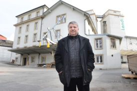 Philippe Gonin et son équipe assurent désormais la production des farines du Moulin d’Yverdon-les-Bains depuis Echallens. © Michel Duperrex