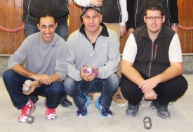 L’équipe d’Askaray (Meyrin), avec Atik Chaouki, Ali Cok et Sébastien Balaye, vainqueur du tournoi. © Roger Juillerat