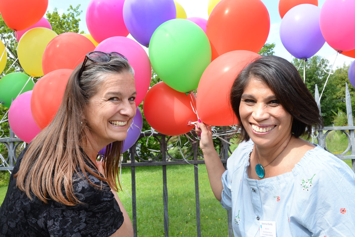 Des ballons pour deux anniversaires