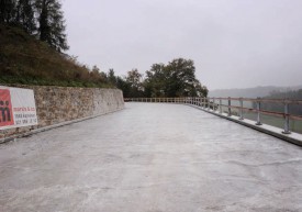 Le virage à haut risque situé juste avant d’amorcer l’ultime secteur en descente vers le Moulin du Pont a été considérablement réamenagé. Ci-dessus, le résultat des travaux en surface... © Nadine Jacquet