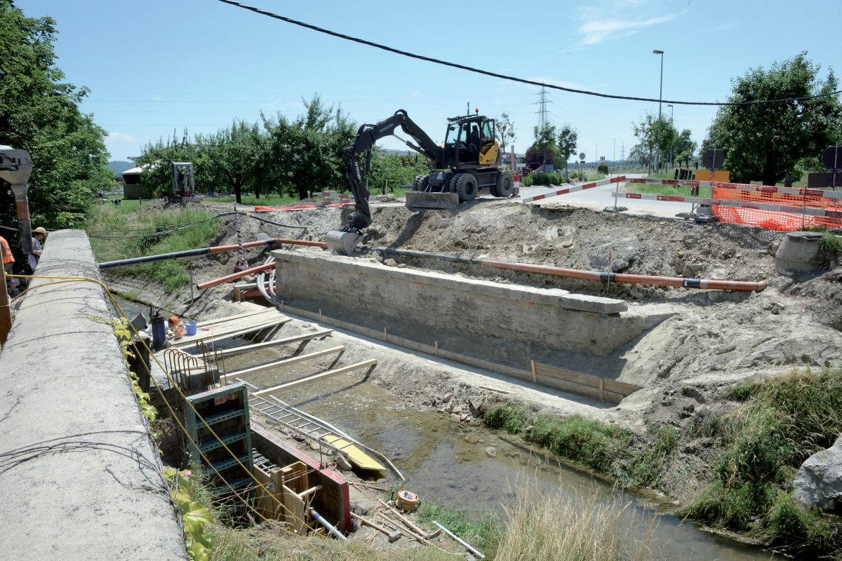 Vif mécontentement autour du pont