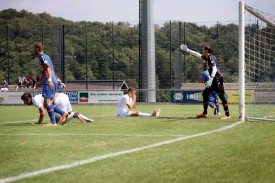 Orhan Mustafi se relève, Bojan Dubajic s’en veut: Le Mont a manqué d’un poil de percussion offensive. © Nadine Jacquet