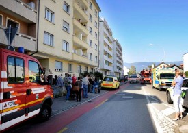 Le blessé a été transporté au CHUV. Il souffre de brûlures au bras gauche, aux jambes et au visage. © Nadine Jacquet