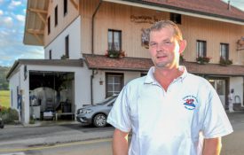 Vincent Tyrode, 42 ans, fromager français établi à L’Auberson depuis 2001. ©Carole Alkabes