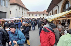 Les visiteurs se sont déplacés en masse à la Cour de Bonvillars, à l’occasion de cette 8e édition de la manifestation. ©Carole Alkabes