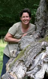 Sylvaine Jorand a suivi une formation de forestière-bûcheronne. ©Camille Jorand