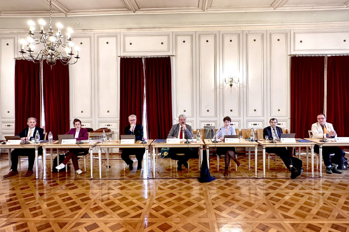 L’exécutif consacre le statu quo
