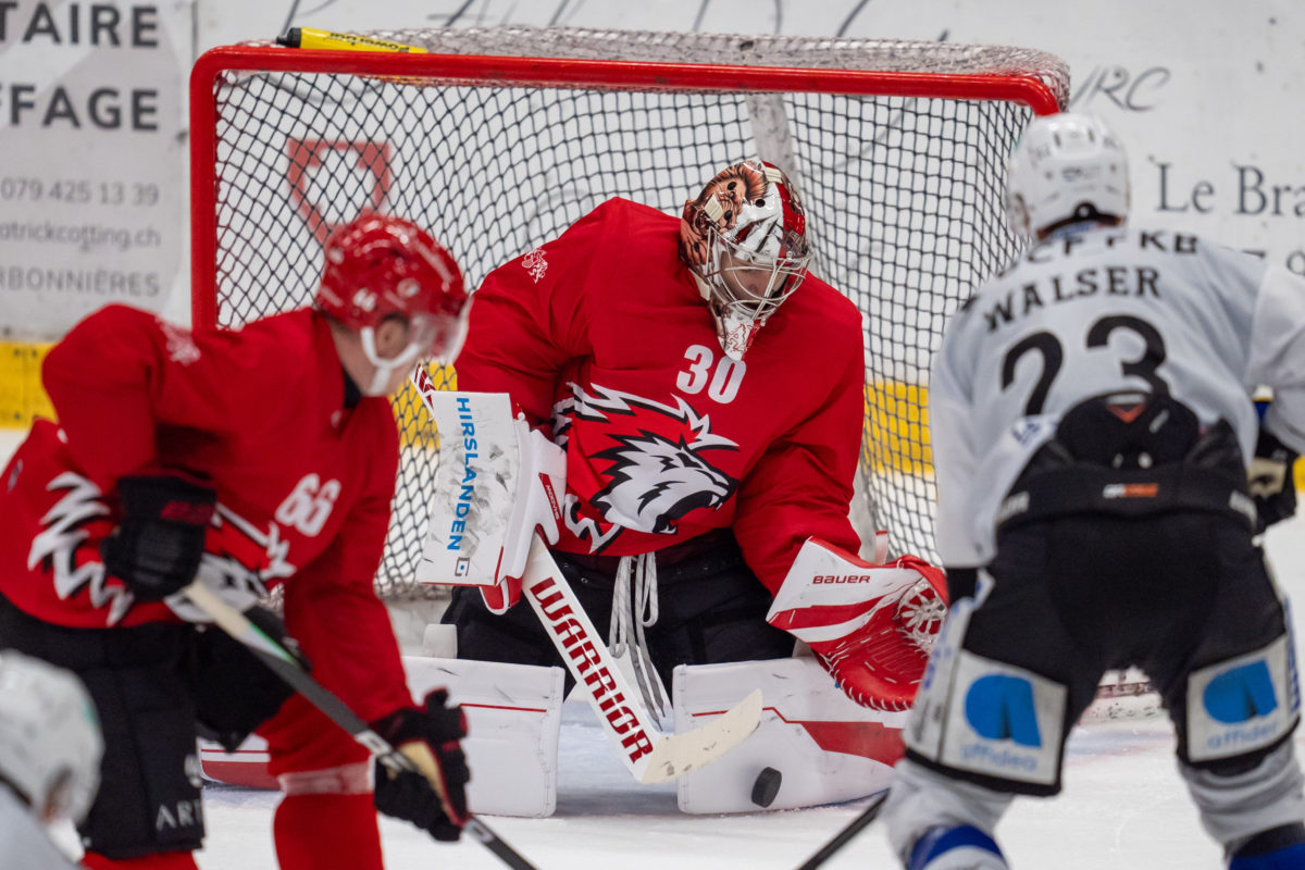 «On peut jouer du meilleur  hockey»
