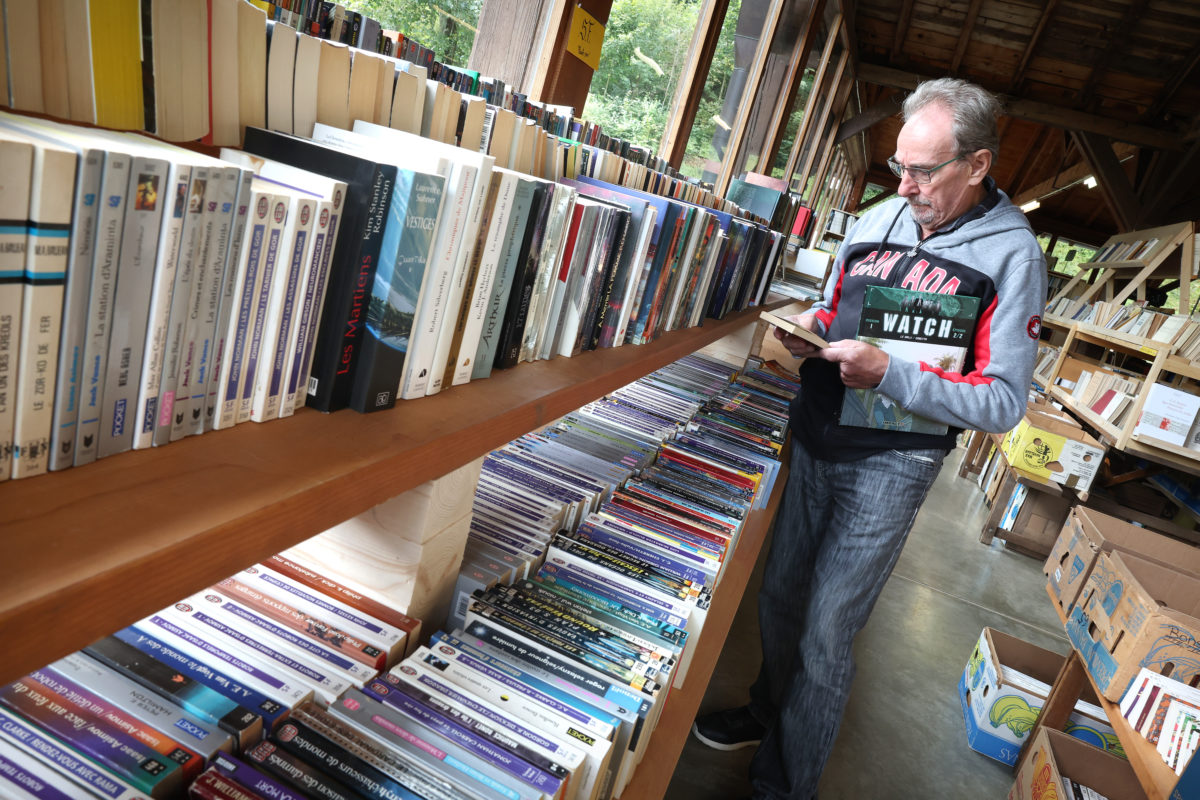 Des kilomètres de livres