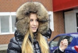 Une starlette hollywoodienne débarque à Champagne? Belinda Bencic s’était parée contre le froid du mois de décembre. © Michel Duperrex