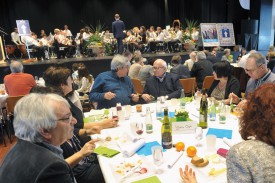 La Marive était bien garnie, hier, à midi. © Michel Duperrex