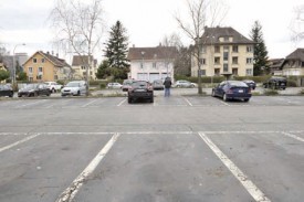 Les véhicules ne se bousculent pas au parking du Midi, contrairement aux quartiers alentours. © Michel Duperrex