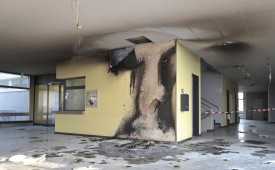 L’incendie volontaire dans le hall du collège Léon-Michaud, en mars de l’annnée dernière, a été un des événements qui a poussé la Ville à prendre des mesures de sécurité. © Duperrex -a