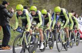 L’équipe Cannondale, dans le dur lors de l’ascension du Mont d’Orzeires. © Duperrex/Cala