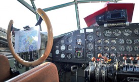 Une vue du cockpit. L’appareil dispose d’une avionique aux normes actuelles. ©Carole Alkabes
