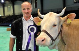 Frivole, ici avec Gilbert Christen, a été sacrée championne réserve.