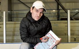 Les schémas de Jiri Rambousek sont prêts. ©Michel Duperrex