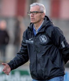 Philippe Perret a dirigé son dernier match à la tête d’YS samedi passé. ©Champi