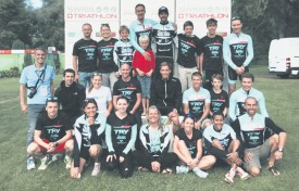 Les membres du TRY et leur entraîneur Joël Maillefer (tout à g.) se réjouissent de l’opportunité de disputer une épreuve à domicile et devant leur public. ©TRY